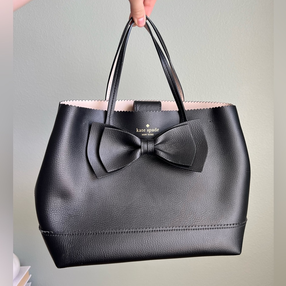AUTHENTIC KATE SPADE BLACK BOW BAG